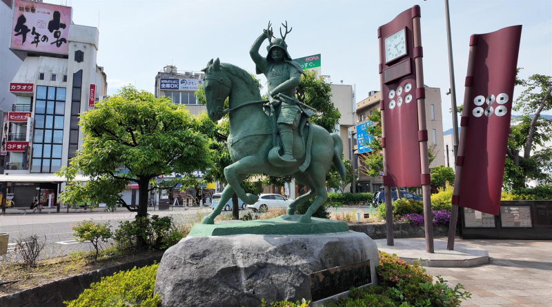 上田城真田幸村的雕像